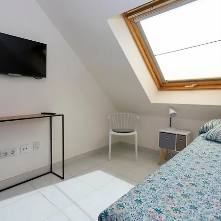 Nautilus Atico, 3 Dormitorios, Puerto, By Bookindenia *