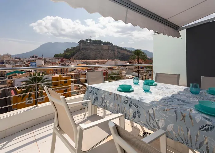 Nautilus Atico, 3 Dormitorios, Puerto, By Bookindenia