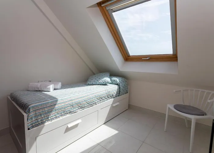 Nautilus Atico, 3 Dormitorios, Puerto, By Bookindenia