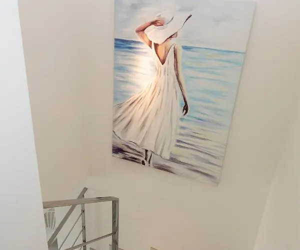 Apartmán Nautilus Atico, 3 Dormitorios, Puerto, By Bookindenia *